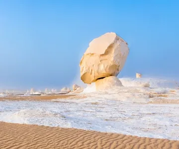 White Desert & Bahariya Oasis 2 or 3-Day Private Tour